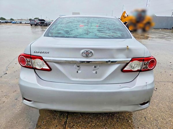 2012 TOYOTA COROLLA