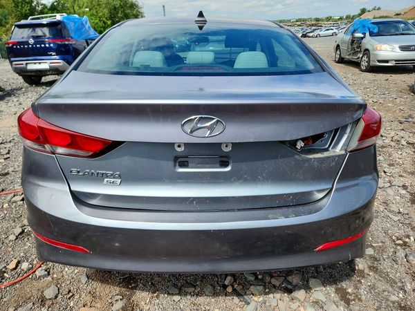 2017 HYUNDAI ELANTRA SE Base