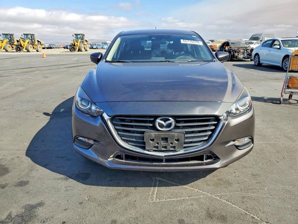 2018 MAZDA 3