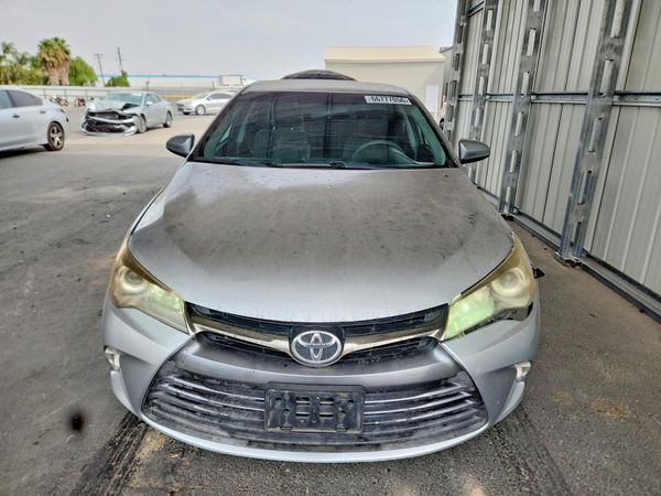 2015 TOYOTA CAMRY