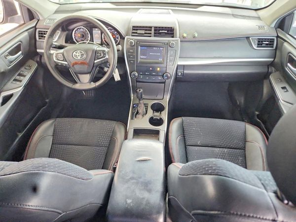 2015 TOYOTA CAMRY
