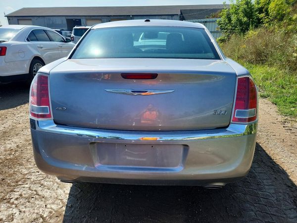 2013 CHRYSLER 300 Base