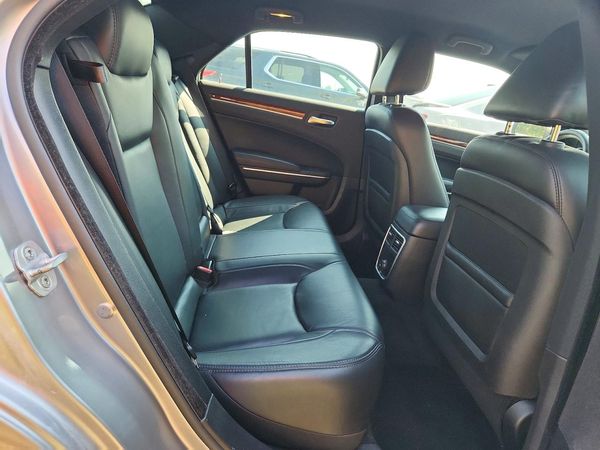 2013 CHRYSLER 300 Base