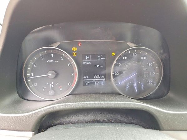 2017 HYUNDAI ELANTRA SE Base