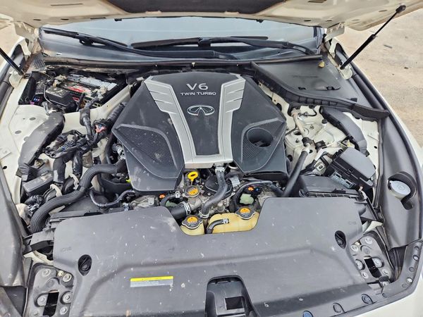 2017 INFINITI Q50