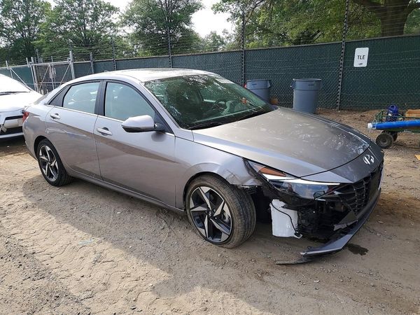 2023 HYUNDAI ELANTRA