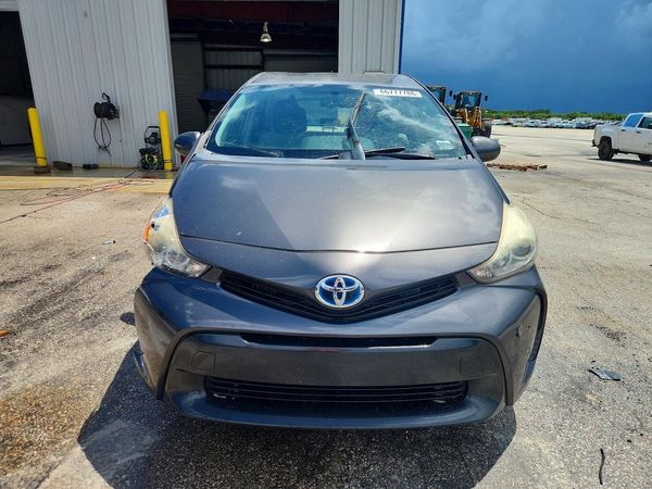 2016 TOYOTA PRIUS V TW