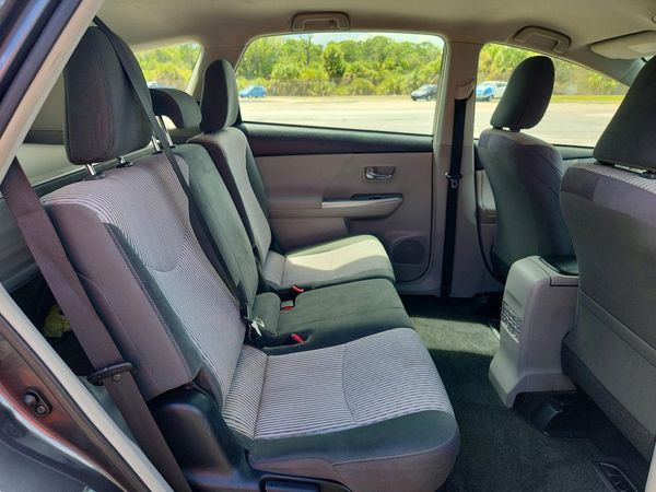 2016 TOYOTA PRIUS V TW