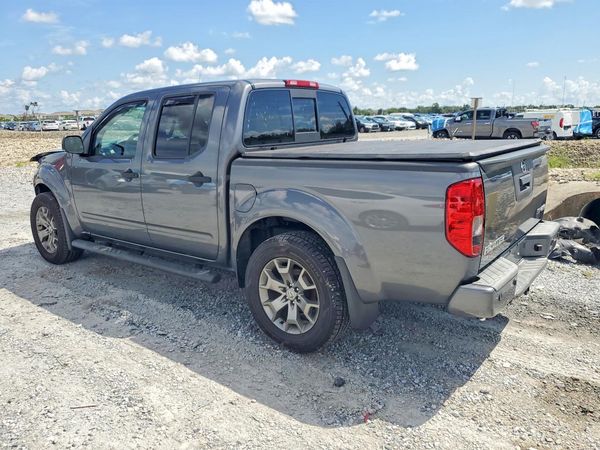 2021 NISSAN FRONTIER Crew Cab