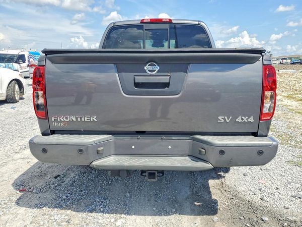 2021 NISSAN FRONTIER Crew Cab