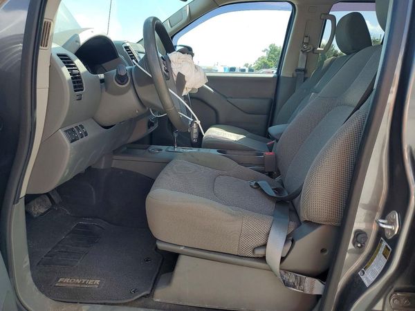 2021 NISSAN FRONTIER Crew Cab