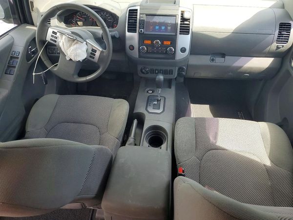 2021 NISSAN FRONTIER Crew Cab
