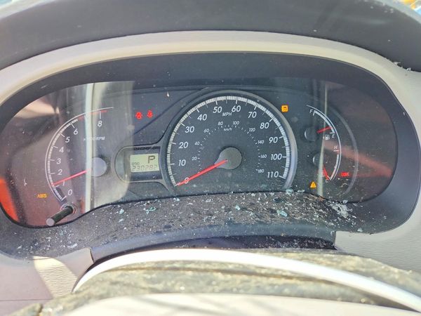 2012 TOYOTA SIENNA