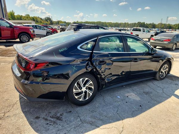 2022 HYUNDAI SONATA Blue