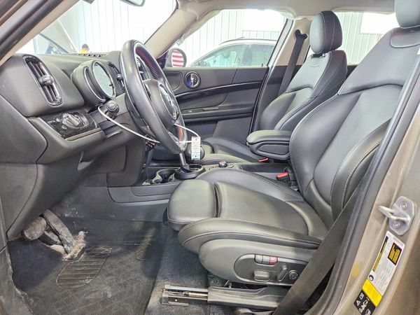 2019 MINI COOPER