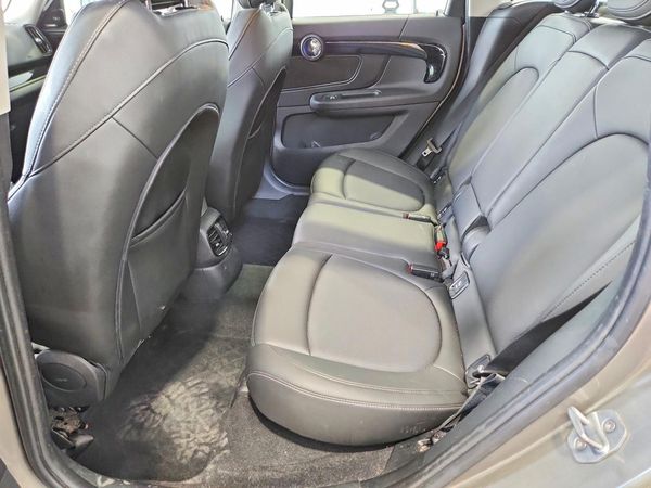 2019 MINI COOPER