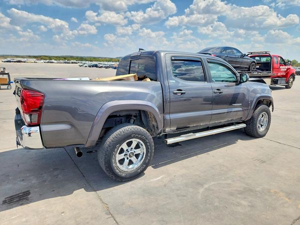2018 TOYOTA TACOMA