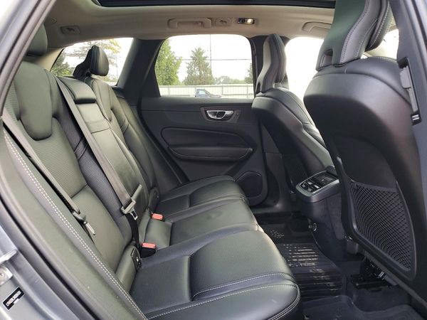 2019 VOLVO XC60