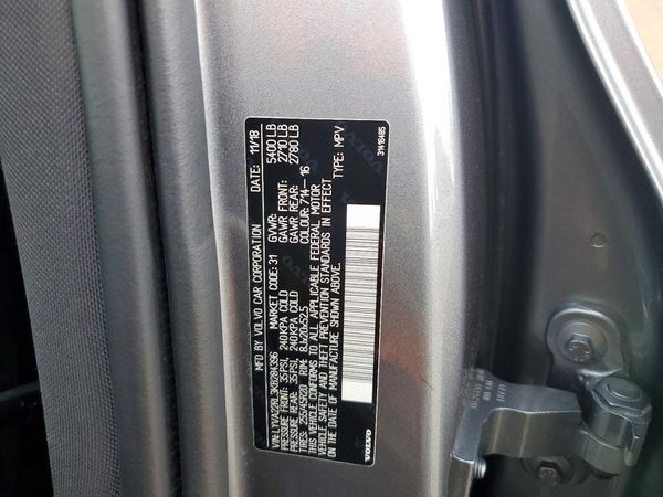 2019 VOLVO XC60