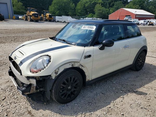 2015 MINI COOPER