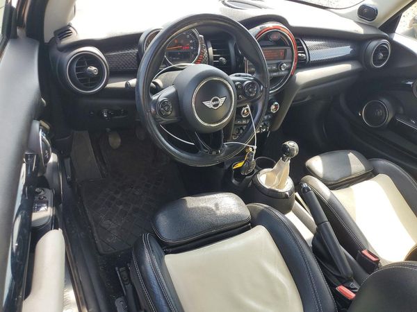 2015 MINI COOPER
