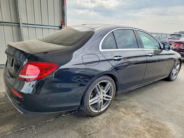 2017 MERCEDES-BENZ E E300