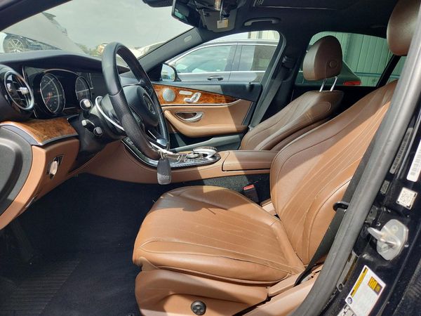 2017 MERCEDES-BENZ E E300