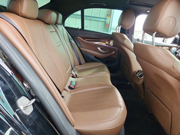 2017 MERCEDES-BENZ E E300