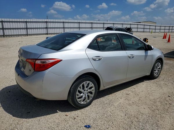 2017 TOYOTA COROLLA