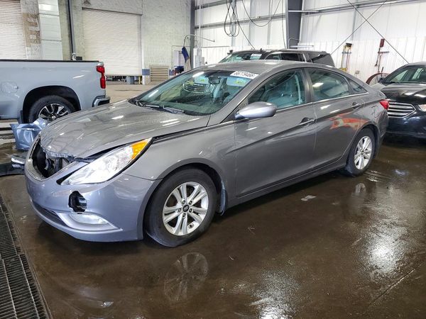 2013 HYUNDAI SONATA GLS/ GLS Popular