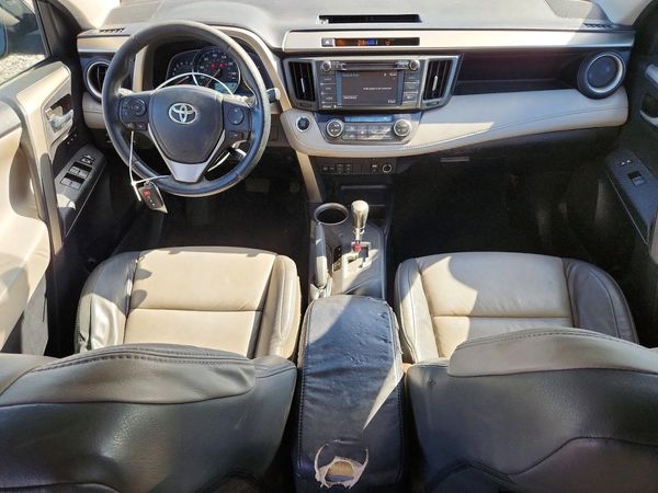 2015 TOYOTA RAV4