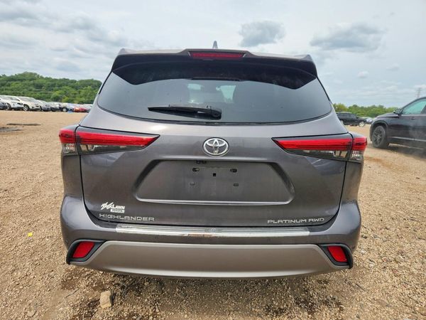 2021 TOYOTA HIGHLANDER