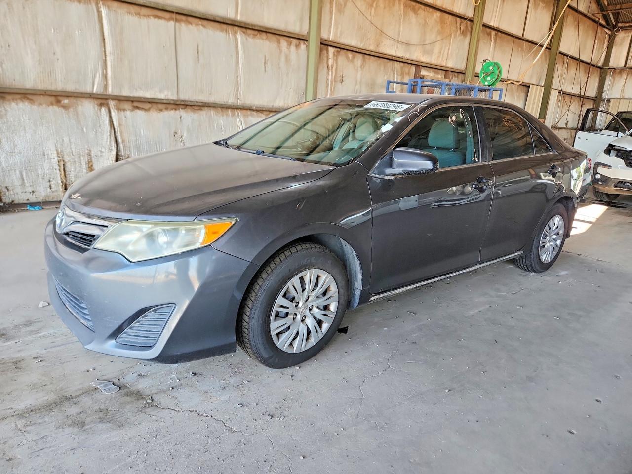 2014 TOYOTA CAMRY