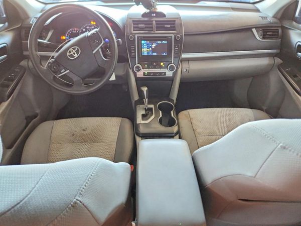 2014 TOYOTA CAMRY