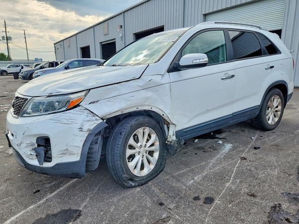 2015 KIA SORENTO GLS