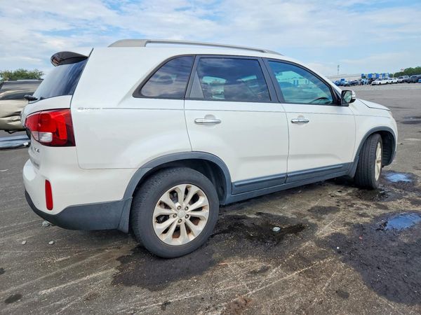 2015 KIA SORENTO GLS