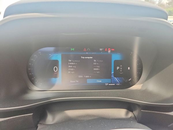 2026 VOLVO XC40 Plus Dark