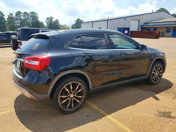 2017 MERCEDES-BENZ GLA-CLASS — PSRA