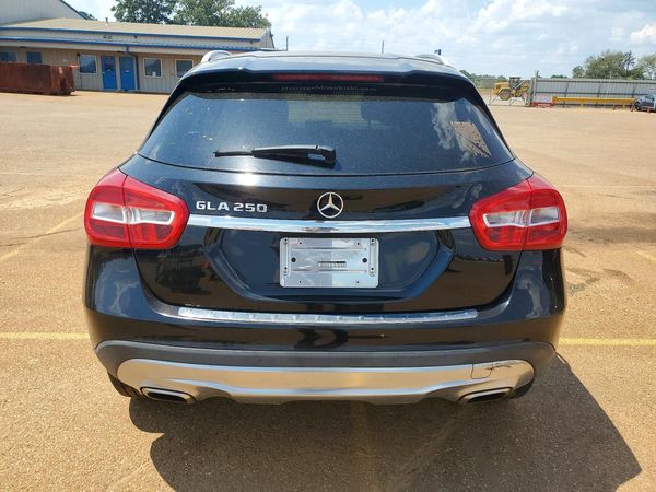 2017 MERCEDES-BENZ GLA-CLASS — DIRR