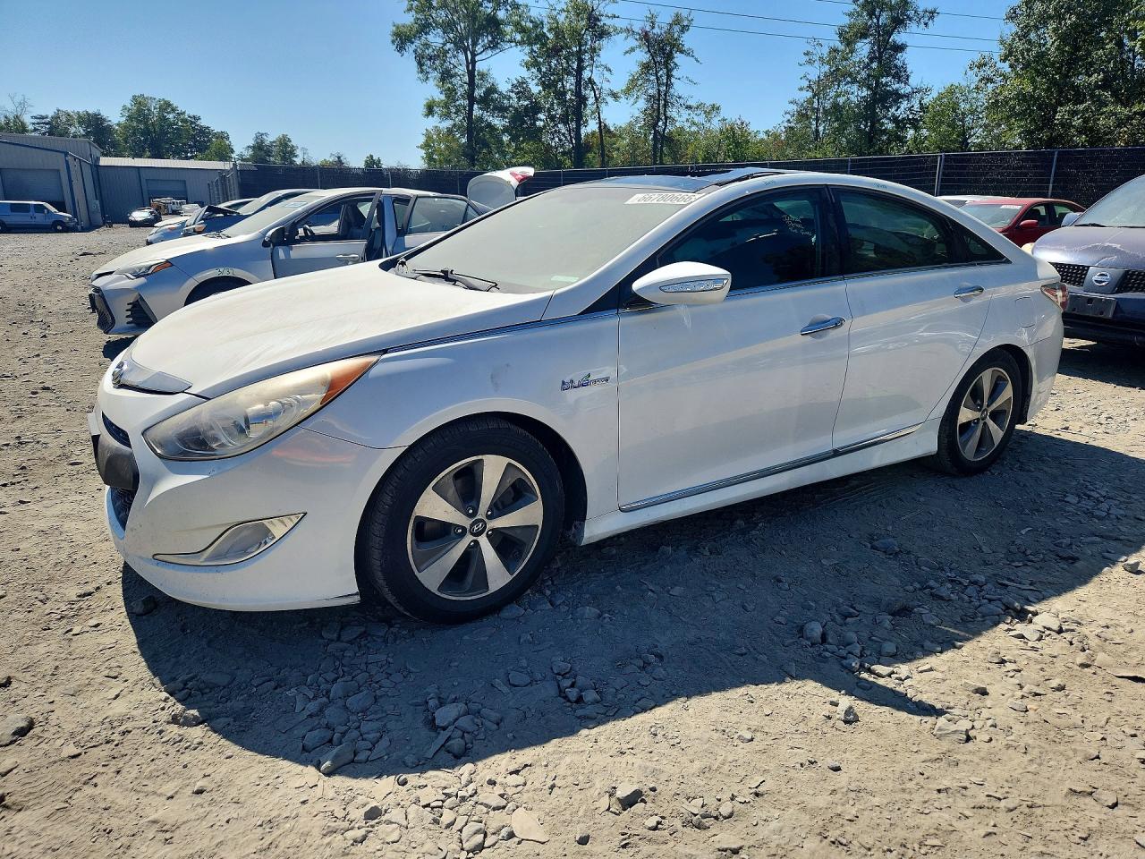 2012 HYUNDAI SONATA Middle level