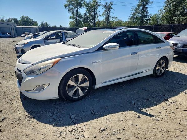 2012 HYUNDAI SONATA