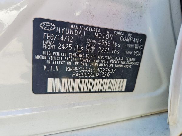 2012 HYUNDAI SONATA Middle level
