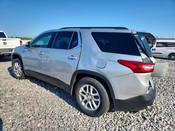 2021 CHEVROLET TRAVERSE LT