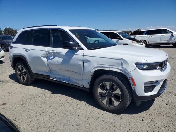 2023 JEEP GRAND CHEROKEE LIMITED 4XE — Passenger 3/4