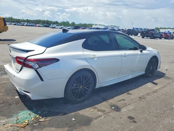 2022 TOYOTA CAMRY