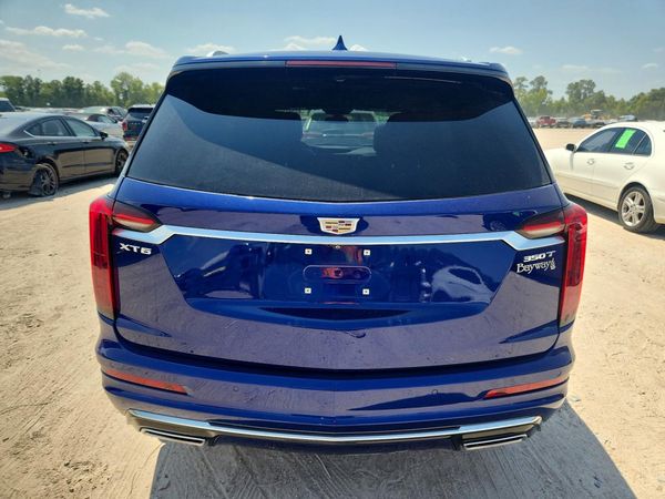 2024 CADILLAC XT6 Luxury