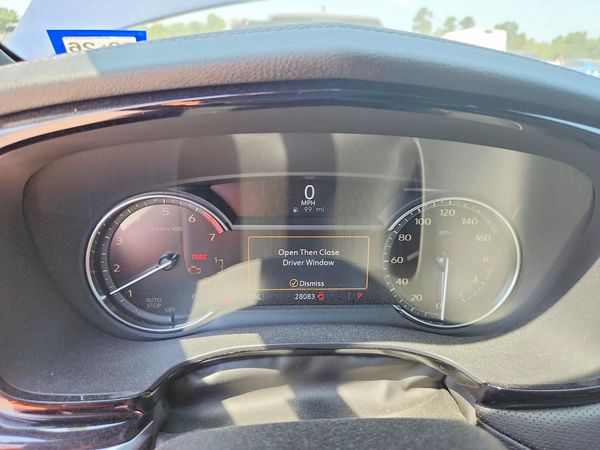 2024 CADILLAC XT6 Luxury