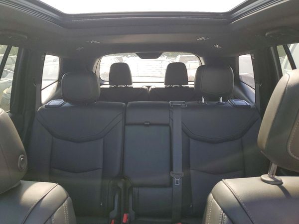 2024 CADILLAC XT6 Luxury