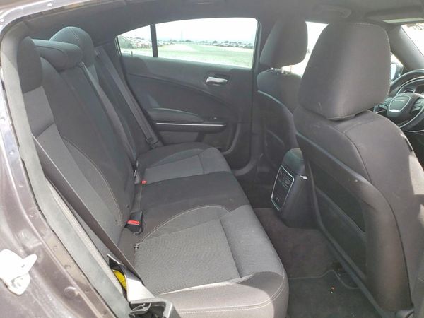 2016 DODGE CHARGER SE