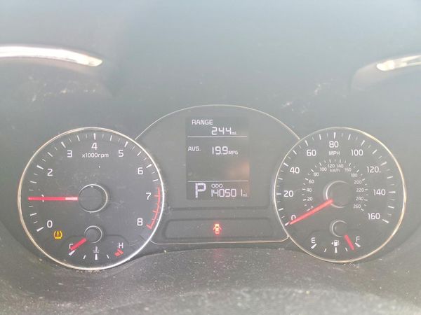 2016 KIA FORTE GL (Middle-Low Grade)